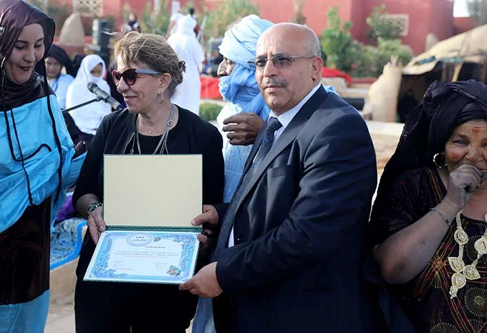 Farida Sellal avec le Wali de Tamanrasset